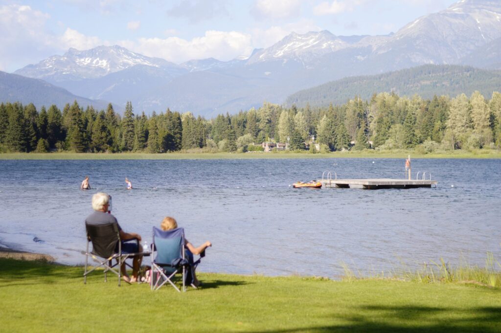 10 Ways to Celebrate Work Retirements